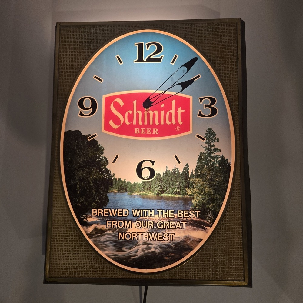 Vintage 1982 Schmidt Beer Lighted Wall Clock Sign G Heileman Embosograph Mancave - Picture 14 of 16